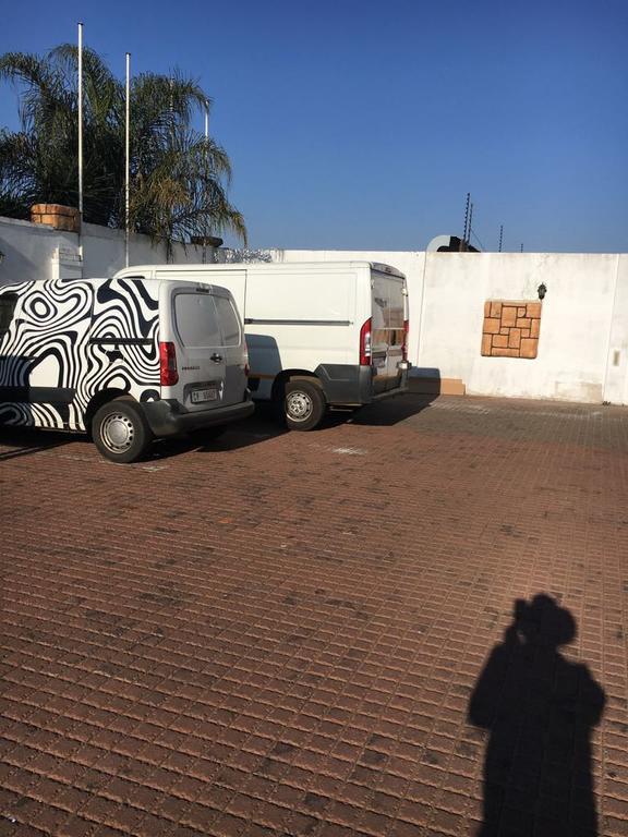 Tassili Lodge Kempton Park Luaran gambar